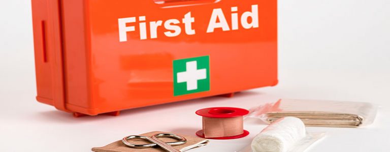 You Must Know How To Do First Aid